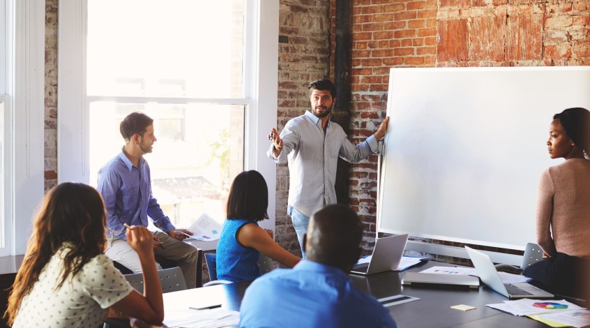 To ogłoszenie jest nieaktualne - Native Speaker of English-Warszawa, Złota, mornings - 7:30, 1x 90 min